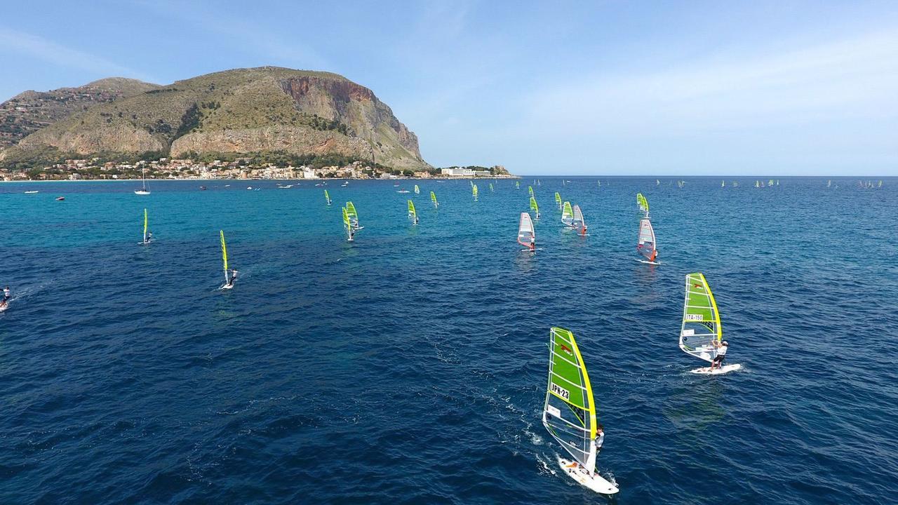 Mondello Suites Flh - Gorgonia Apartment